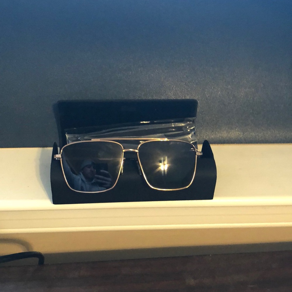 Men’s MVMT Gold Navigator polarized Sunglasses